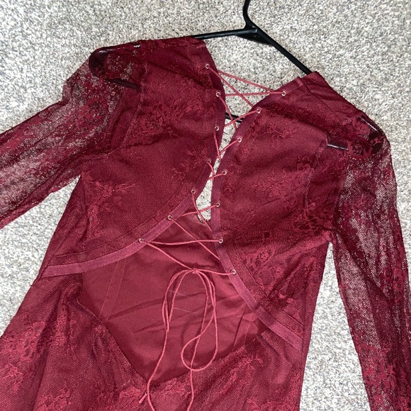 Maroon Lace Dress Long Sleeve Size M Bodycon - Picture 3 of 7